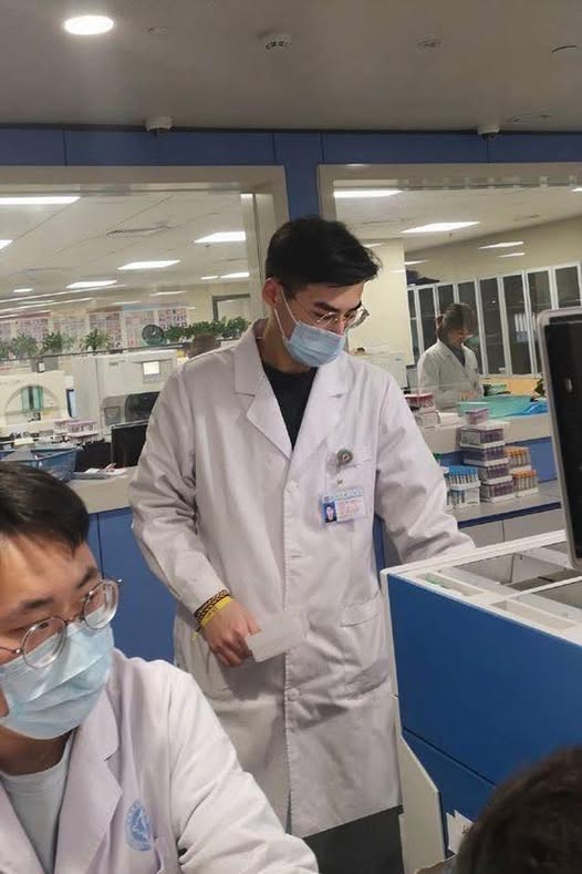 Gặp Lại Bạn Trai Cũ Ở Khoa Sản